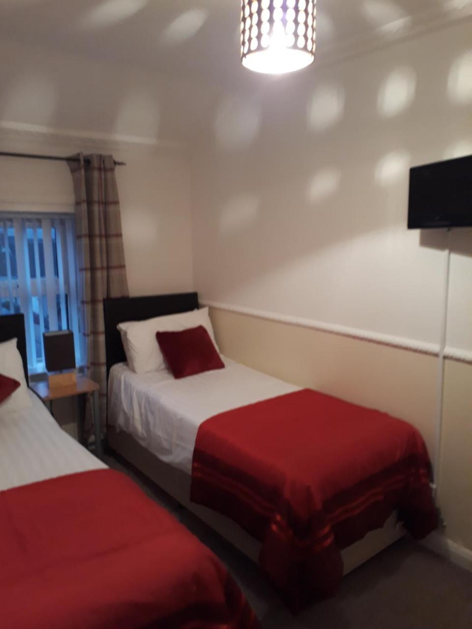 Phoenix B&B Лъндъндери Екстериор снимка